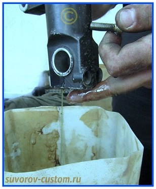 замена масла вилки мотоцикла