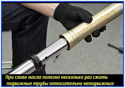замена масла в вилке 